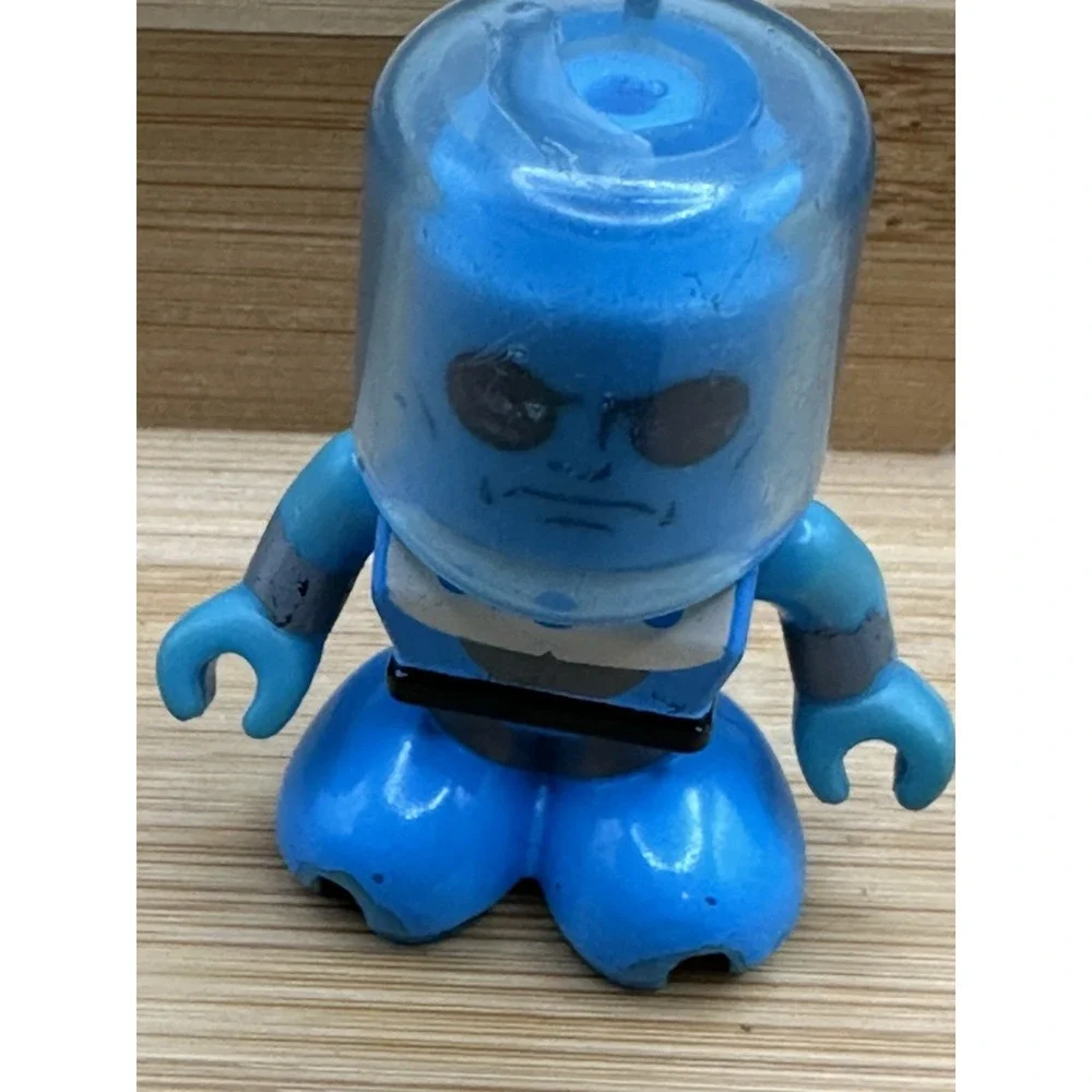 Fisher-Price Trio‎ DC Super Friends Mr. Freeze loose 2